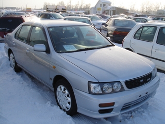 2000 Nissan Bluebird