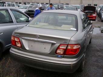 2000 Nissan Bluebird Pictures