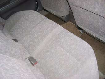 2000 Nissan Bluebird Photos