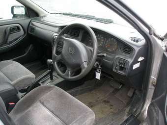 2000 Nissan Bluebird Pictures