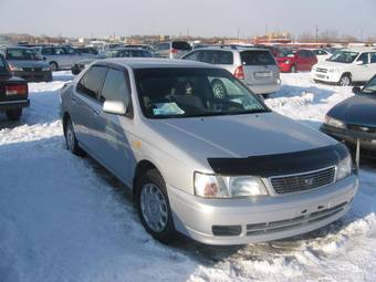 2000 Nissan Bluebird Pictures