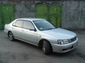 2000 Nissan Bluebird Pictures