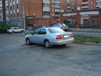 2000 Nissan Bluebird Photos