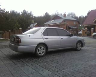 2000 Nissan Bluebird Photos