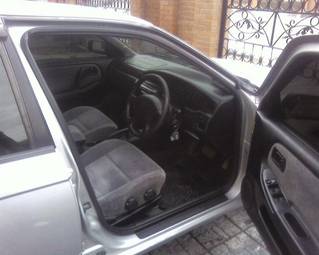 2000 Nissan Bluebird Pictures