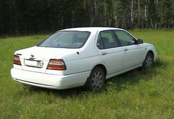 2000 Nissan Bluebird Pictures