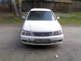 2000 Nissan Bluebird Pictures