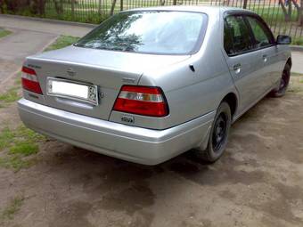 2000 Nissan Bluebird Photos