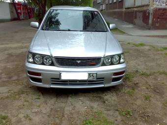 2000 Nissan Bluebird Pictures