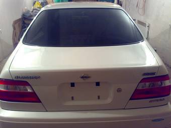 2000 Nissan Bluebird Pictures