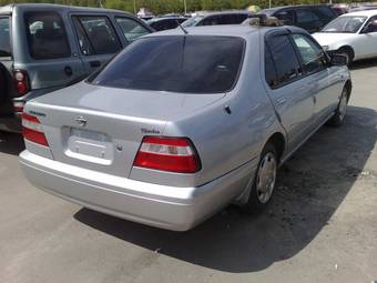 2000 Nissan Bluebird Pictures