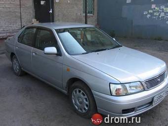 2000 Nissan Bluebird Photos