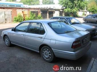 2000 Nissan Bluebird Photos