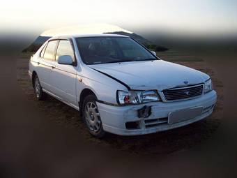 2000 Nissan Bluebird Photos