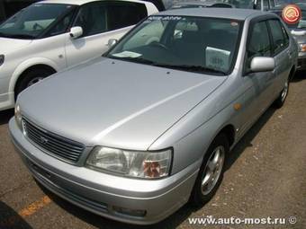 2000 Nissan Bluebird Pics