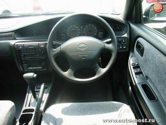 2000 Nissan Bluebird Pictures