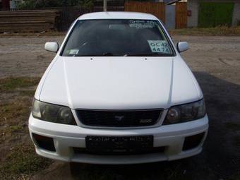 2000 Nissan Bluebird Pictures