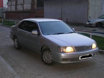 2001 Nissan Bluebird