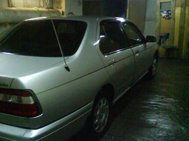 2001 Nissan Bluebird