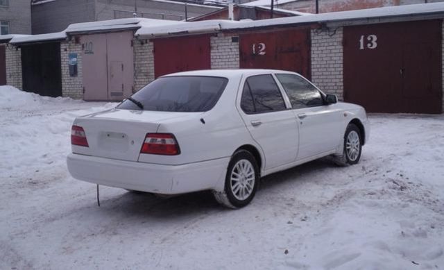 2001 Nissan Bluebird