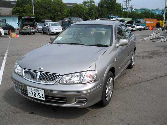 2001 Nissan Bluebird Pictures