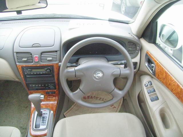 2001 Nissan Bluebird Wallpapers
