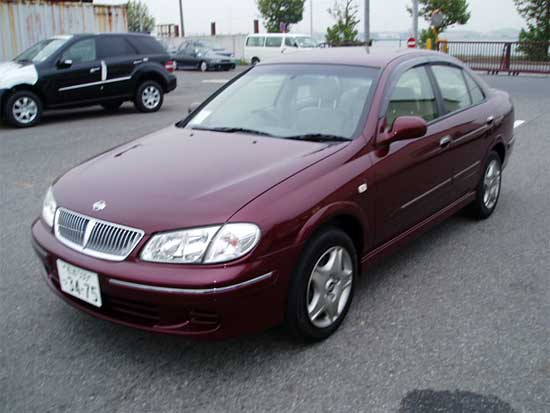 2001 Nissan Bluebird Photos