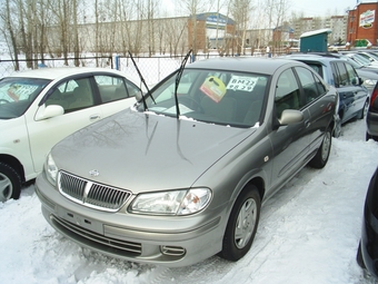 2001 Nissan Bluebird