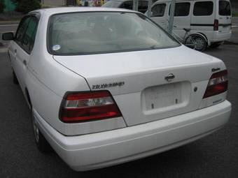 2001 Nissan Bluebird Photos
