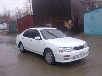 2001 Nissan Bluebird Pictures