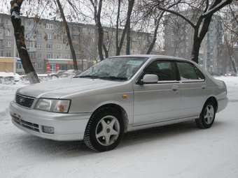 2001 Nissan Bluebird Images