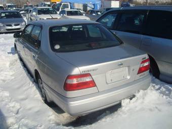 2001 Nissan Bluebird Pictures