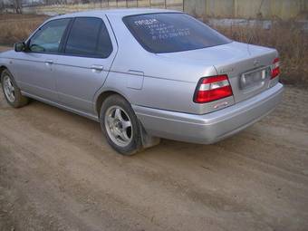 2001 Nissan Bluebird Photos