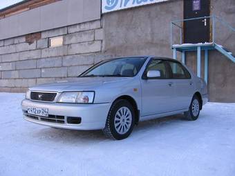 2001 Nissan Bluebird Photos