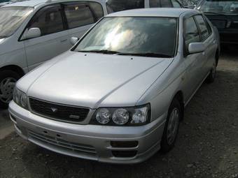 2001 Nissan Bluebird Pics