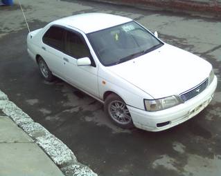 2001 Nissan Bluebird Pictures