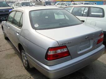 2001 Nissan Bluebird Images