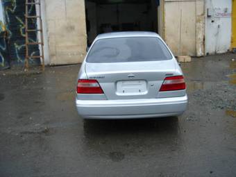 2001 Nissan Bluebird Pictures