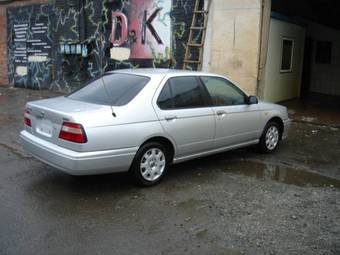 2001 Nissan Bluebird Wallpapers