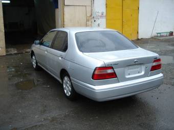 2001 Nissan Bluebird Pics