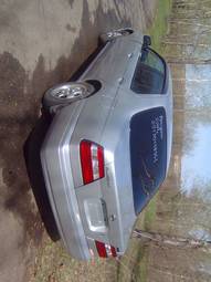 2001 Nissan Bluebird Wallpapers