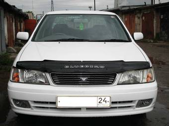 2001 Nissan Bluebird Pictures