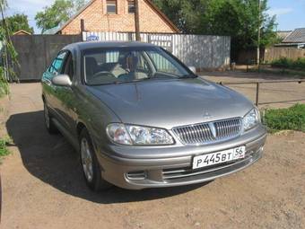 2001 Nissan Bluebird Pictures