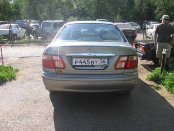 2001 Nissan Bluebird Pictures