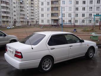 2001 Nissan Bluebird Photos