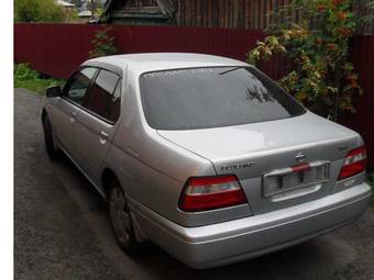 2001 Nissan Bluebird Photos