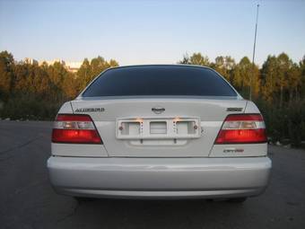 2001 Nissan Bluebird Photos