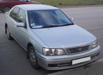 2001 Nissan Bluebird Pictures