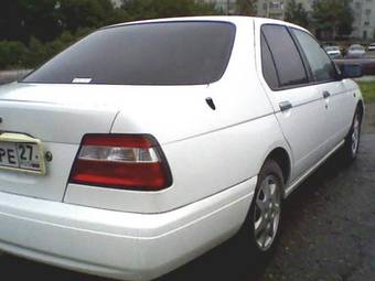 2001 Nissan Bluebird Photos