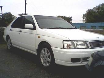 2001 Nissan Bluebird Pictures